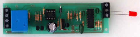 The IRDOT-P board has 3 screw terminals at one end and 4 at the other. It provides automatic switching of points.